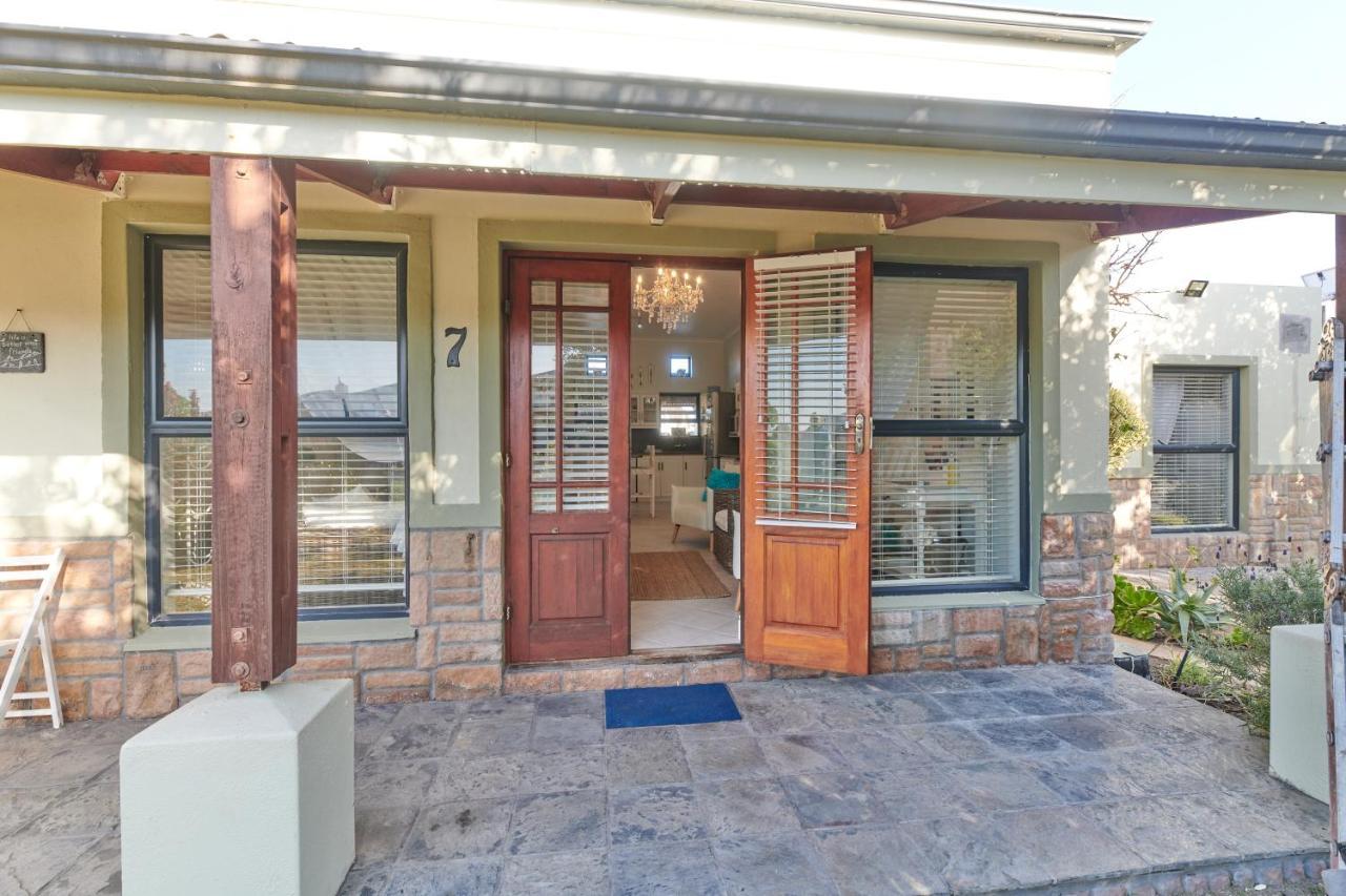 Fraai Uitzicht Struisbaai Exterior foto