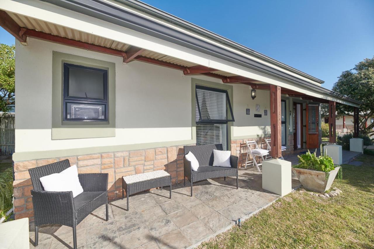 Fraai Uitzicht Struisbaai Exterior foto