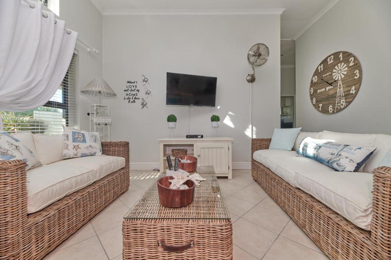 Fraai Uitzicht Struisbaai Exterior foto